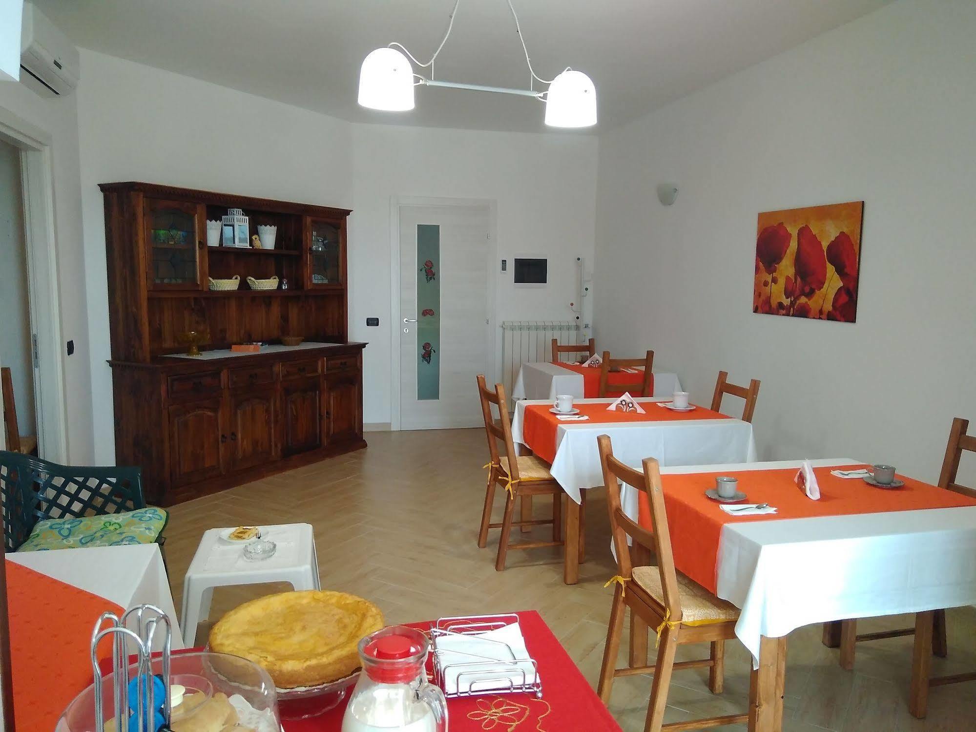 B&B Il Papavero Rosso Corigliano dʼOtranto Eksteriør billede